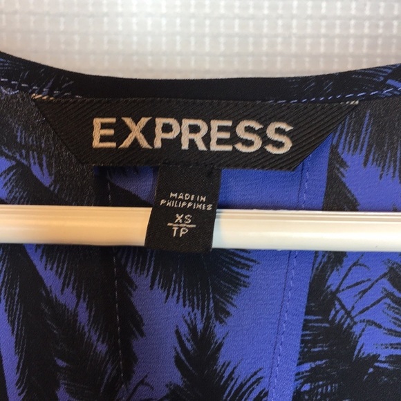 Express top - Picture 3 of 6